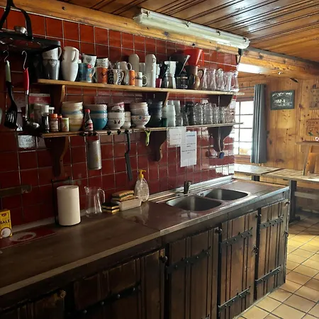 Hostel La Montagne *